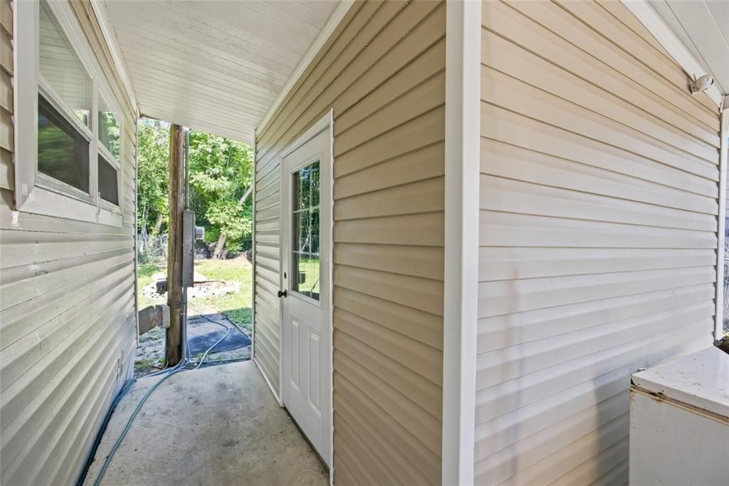 For Sale: $150,000 (2 beds, 2 baths, 1080 Square Feet)