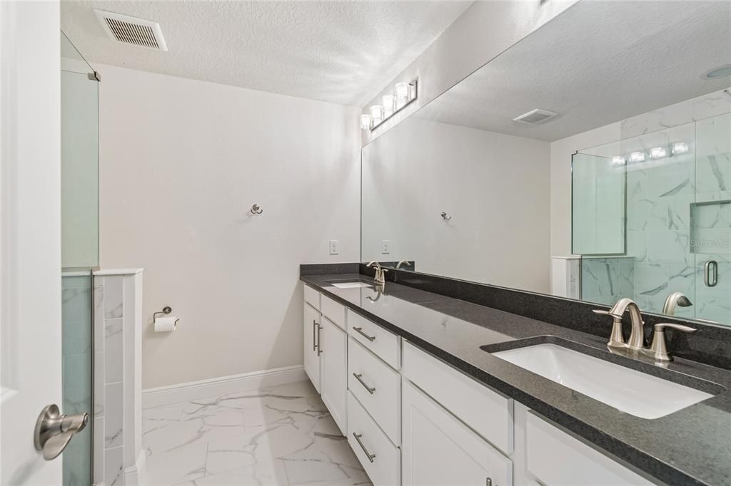 En Venta: $450,000 (3 camas, 2 baños, 1888 Pies cuadrados)
