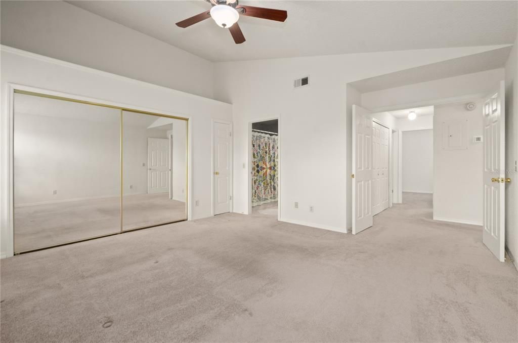 For Sale: $240,000 (3 beds, 2 baths, 1365 Square Feet)