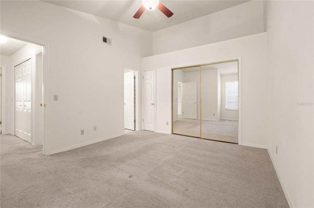 For Sale: $240,000 (3 beds, 2 baths, 1365 Square Feet)