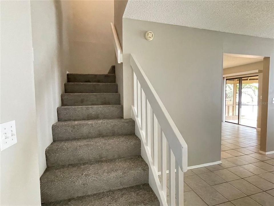 В аренду: $1,995 (3 спален, 2 ванн, 1320 Квадратных фут)