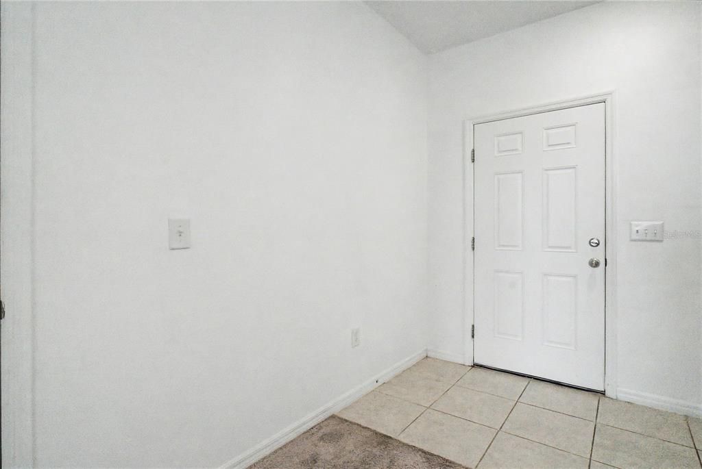 En Venta: $250,000 (3 camas, 2 baños, 1480 Pies cuadrados)
