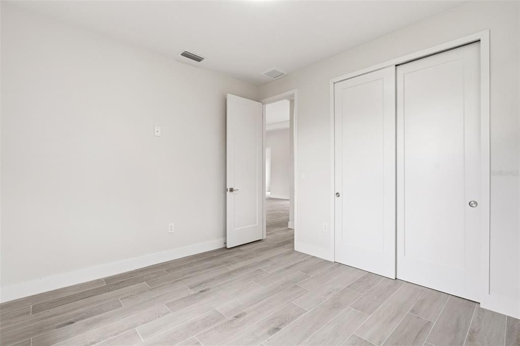 En Venta: $550,000 (4 camas, 2 baños, 1726 Pies cuadrados)