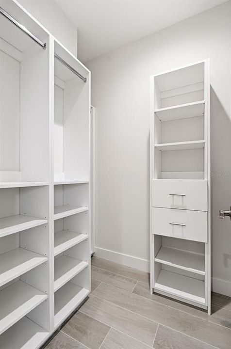 En Venta: $550,000 (4 camas, 2 baños, 1726 Pies cuadrados)