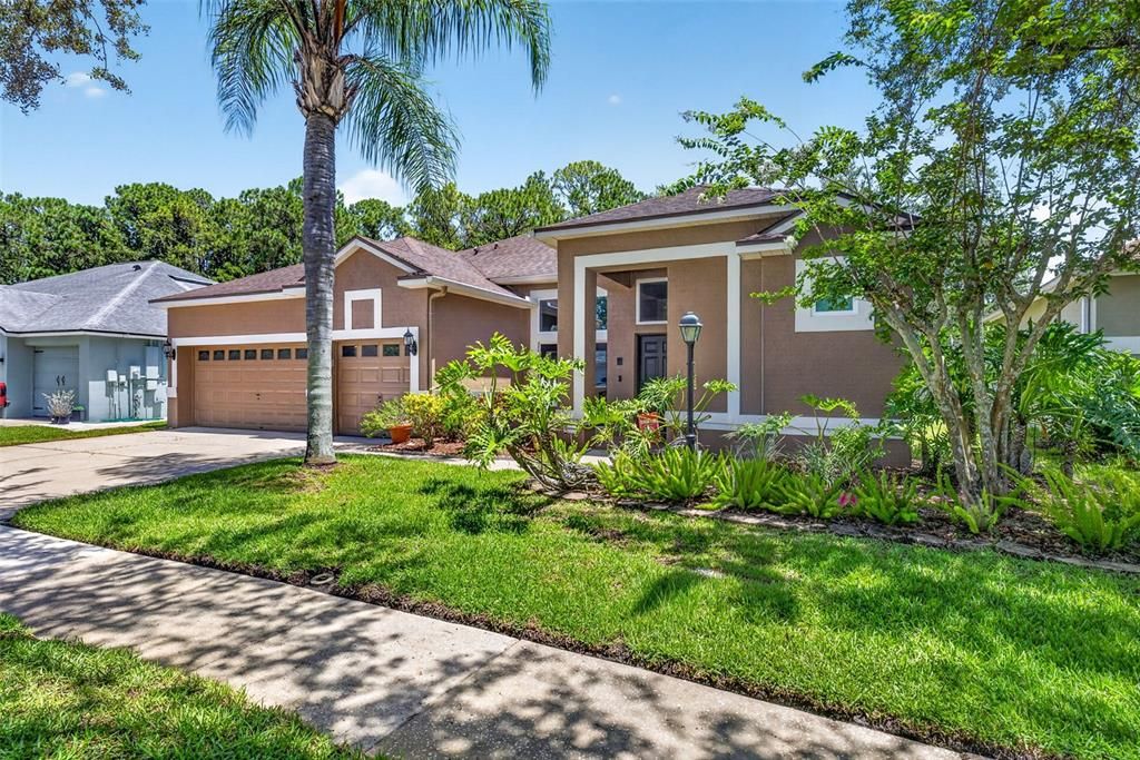 En Venta: $699,900 (3 camas, 2 baños, 2357 Pies cuadrados)