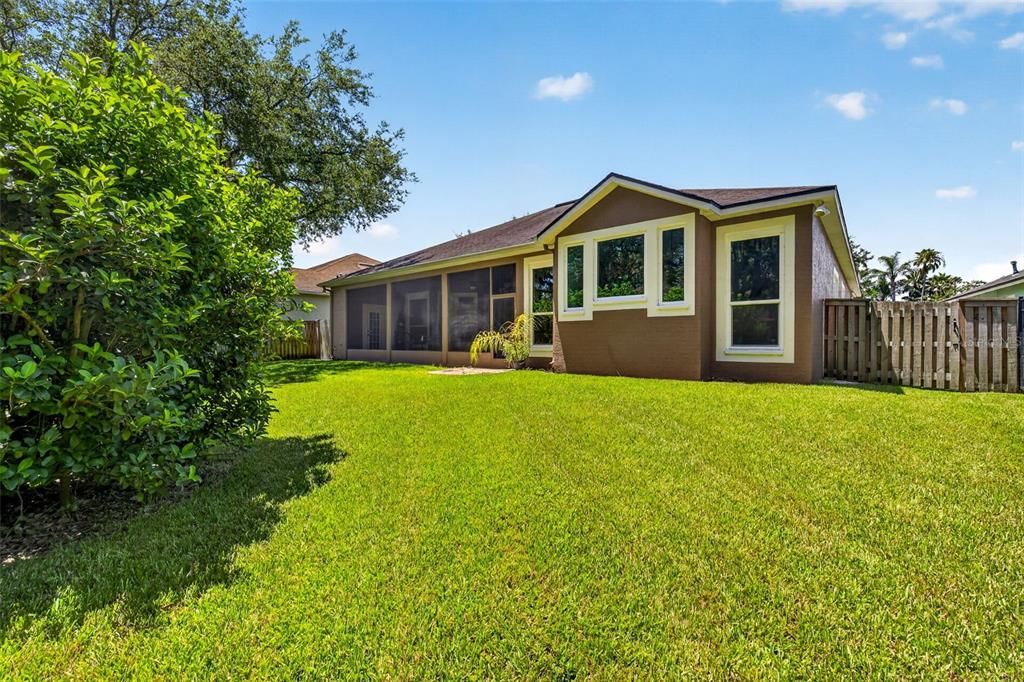 En Venta: $699,900 (3 camas, 2 baños, 2357 Pies cuadrados)