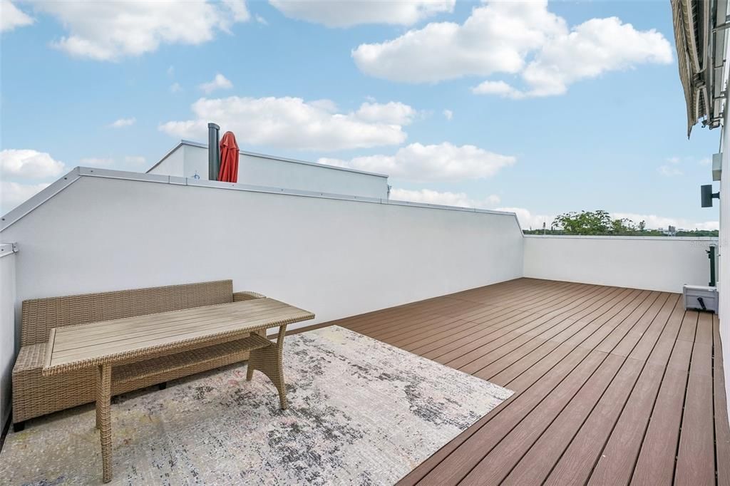 En Venta: $780,000 (3 camas, 3 baños, 2015 Pies cuadrados)