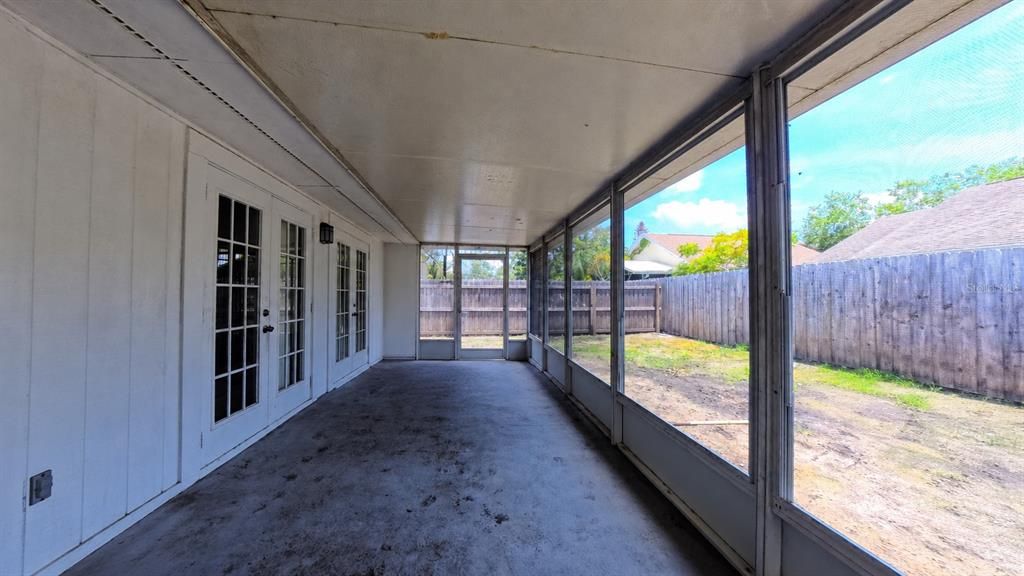 For Sale: $340,000 (3 beds, 2 baths, 1263 Square Feet)