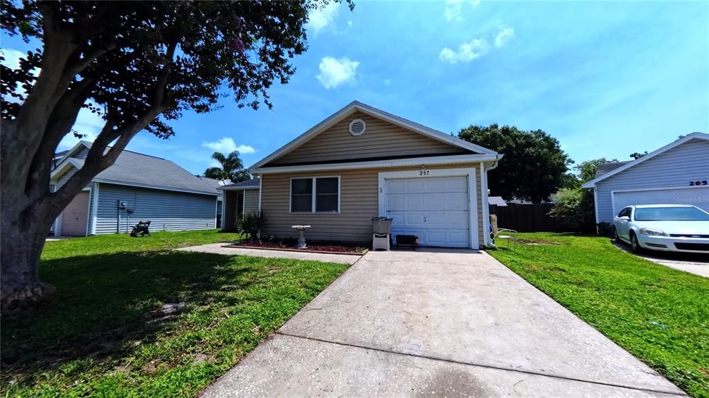 For Sale: $340,000 (3 beds, 2 baths, 1263 Square Feet)