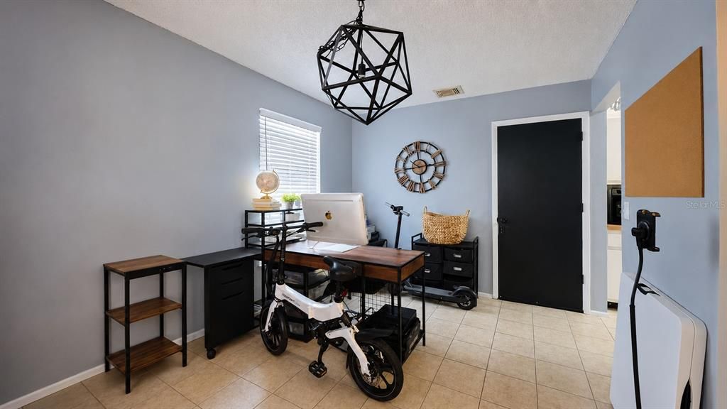 For Sale: $340,000 (3 beds, 2 baths, 1263 Square Feet)