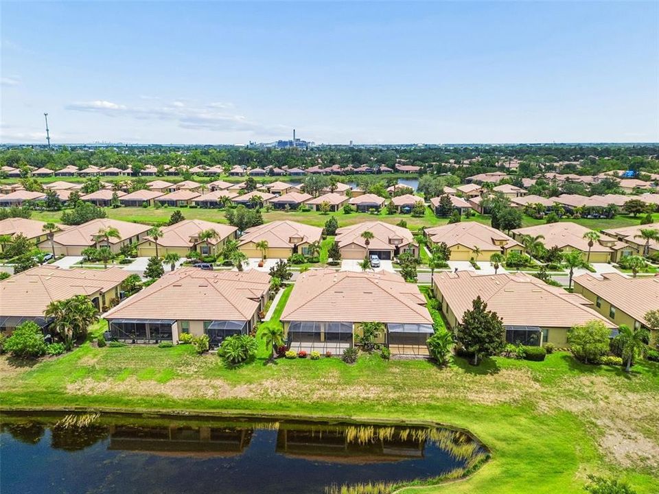 На продажу: $284,999 (2 спален, 2 ванн, 1487 Квадратных фут)