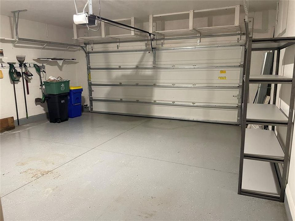 На продажу: $299,900 (4 спален, 2 ванн, 1812 Квадратных фут)