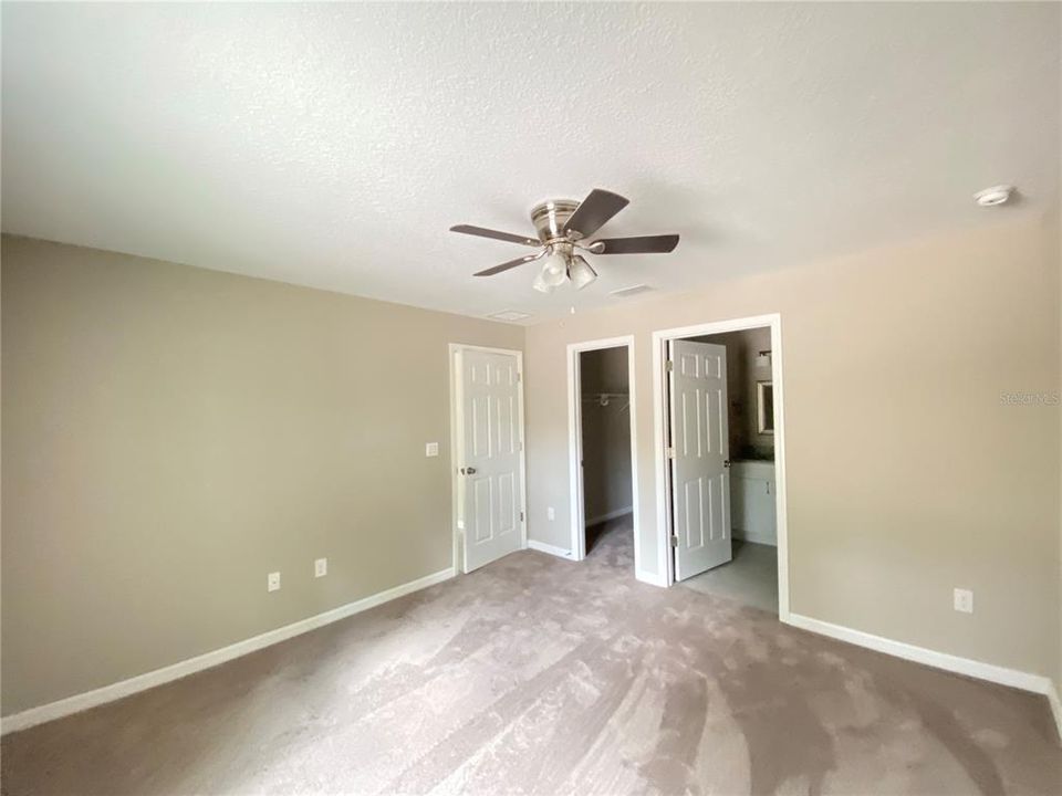 For Rent: $1,650 (3 beds, 2 baths, 1284 Square Feet)