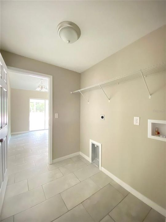 For Rent: $1,650 (3 beds, 2 baths, 1284 Square Feet)