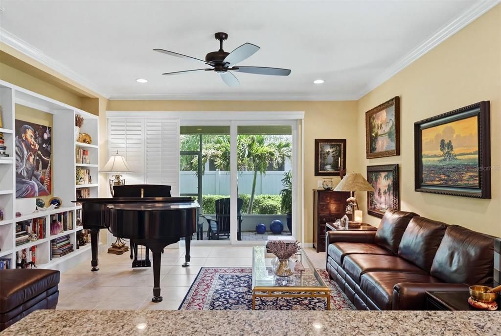 For Sale: $524,900 (2 beds, 2 baths, 1647 Square Feet)