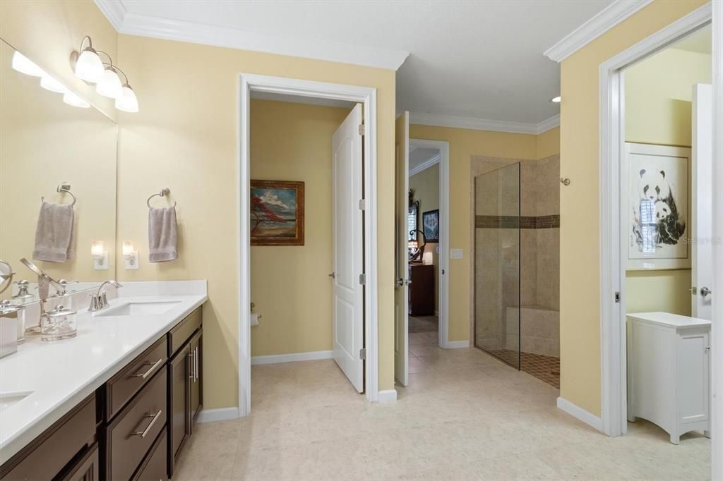 For Sale: $524,900 (2 beds, 2 baths, 1647 Square Feet)