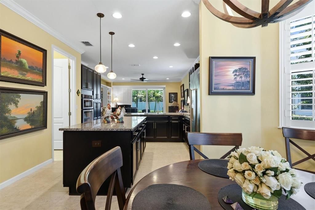 For Sale: $524,900 (2 beds, 2 baths, 1647 Square Feet)
