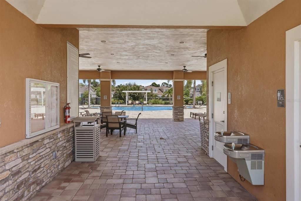 For Sale: $524,900 (2 beds, 2 baths, 1647 Square Feet)