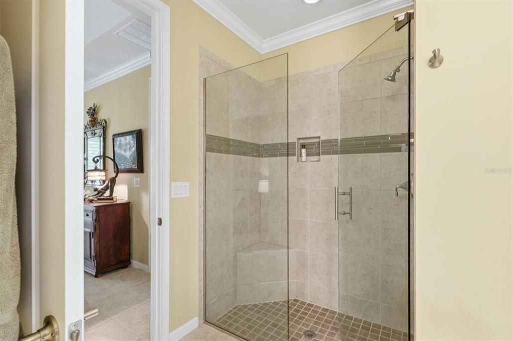For Sale: $524,900 (2 beds, 2 baths, 1647 Square Feet)