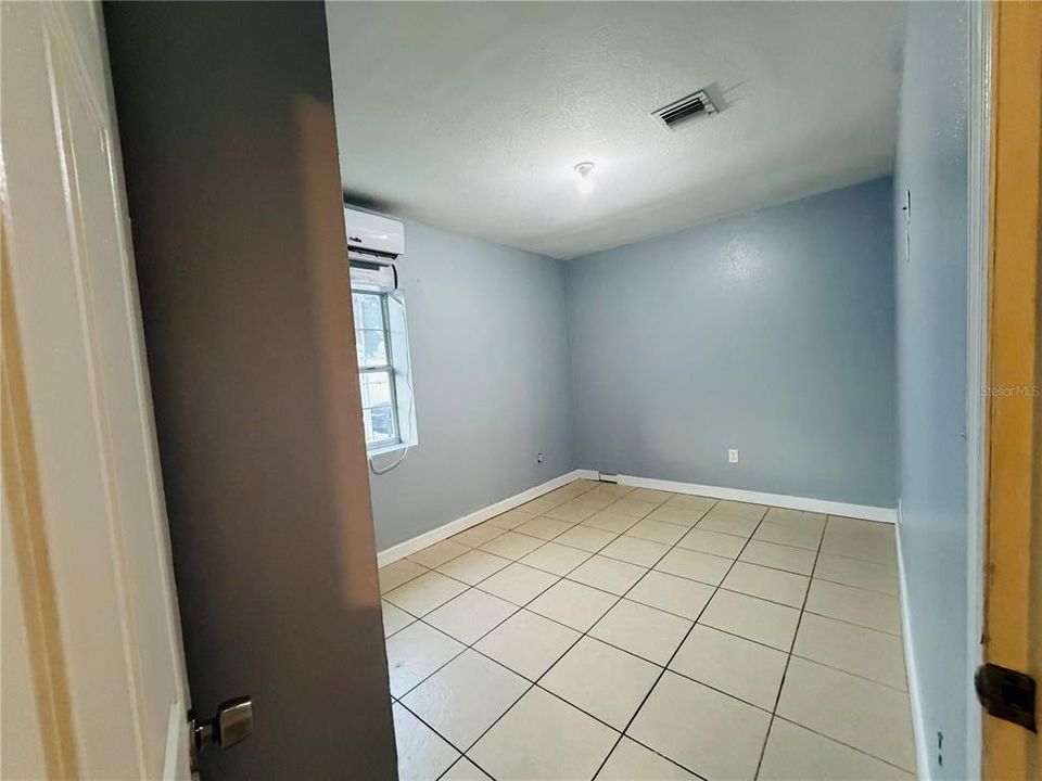 En Renta: $3,699 (5 camas, 3 baños, 2300 Pies cuadrados)