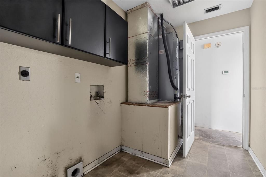 На продажу: $189,900 (3 спален, 2 ванн, 1742 Квадратных фут)