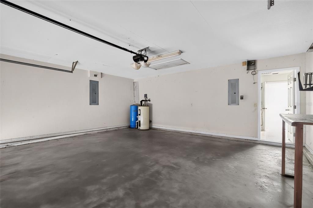На продажу: $189,900 (3 спален, 2 ванн, 1742 Квадратных фут)