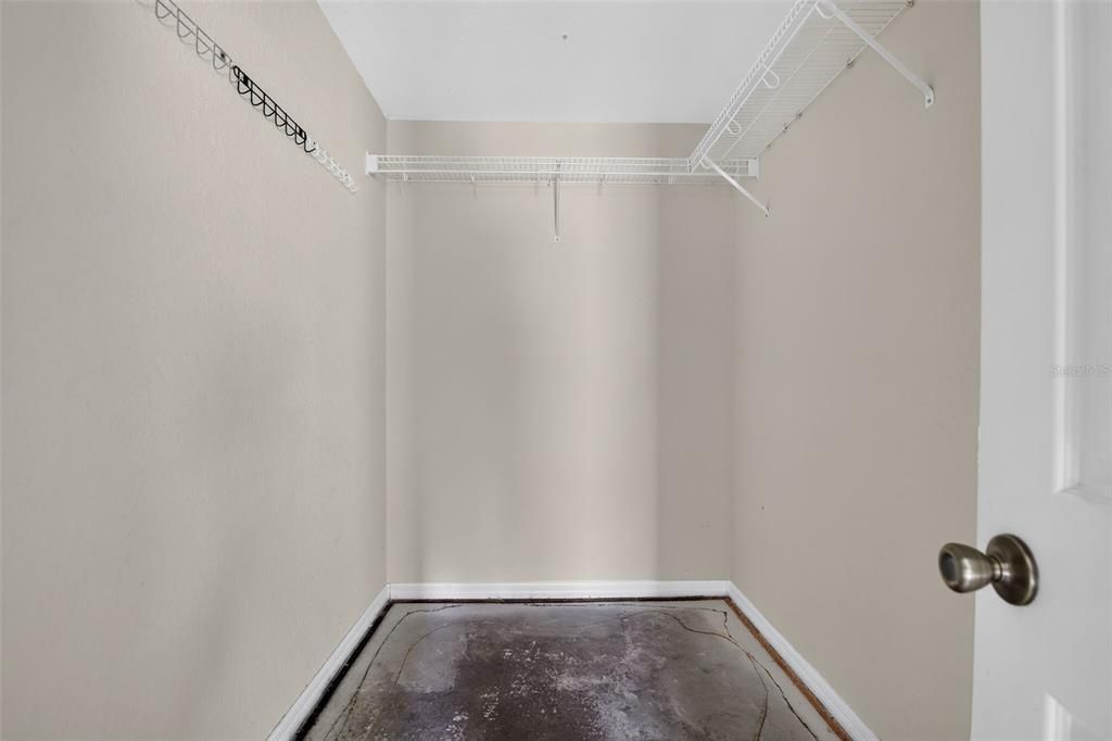 На продажу: $189,900 (3 спален, 2 ванн, 1742 Квадратных фут)