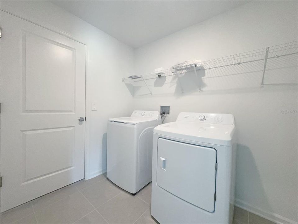En Renta: $1,900 (4 camas, 2 baños, 1824 Pies cuadrados)
