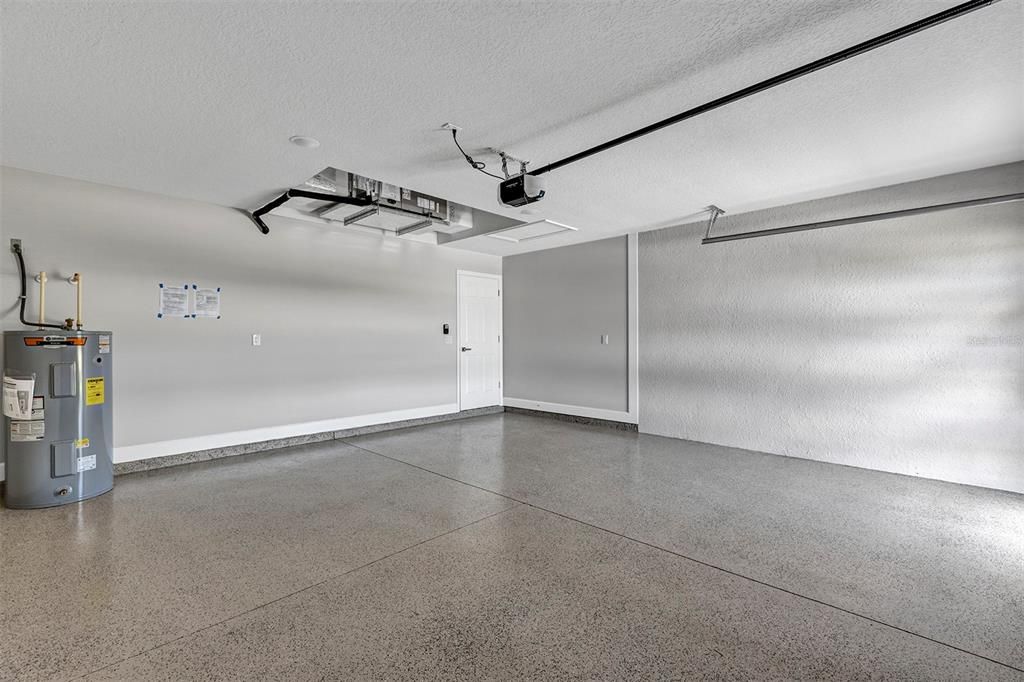 For Sale: $276,900 (3 beds, 2 baths, 1439 Square Feet)