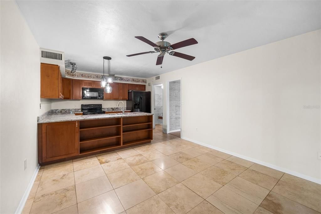 For Sale: $255,500 (3 beds, 2 baths, 1764 Square Feet)
