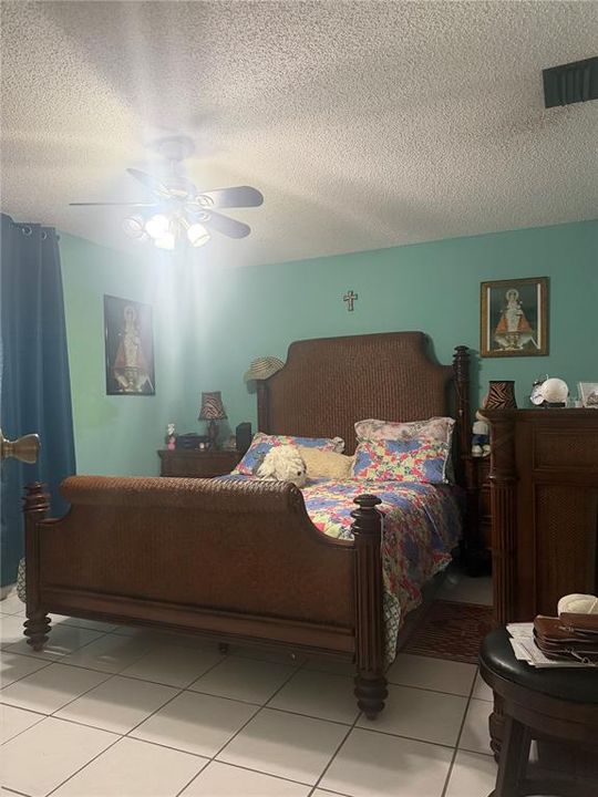 En Venta: $447,500 (2 camas, 2 baños, 816 Pies cuadrados)