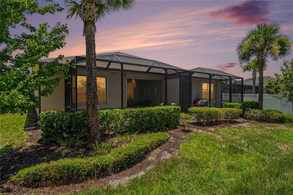 For Sale: $303,900 (2 beds, 2 baths, 1564 Square Feet)