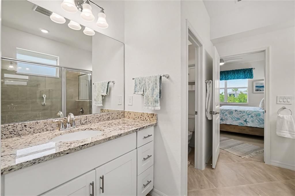 For Sale: $303,900 (2 beds, 2 baths, 1564 Square Feet)