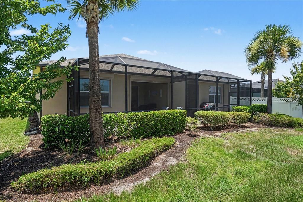 For Sale: $303,900 (2 beds, 2 baths, 1564 Square Feet)