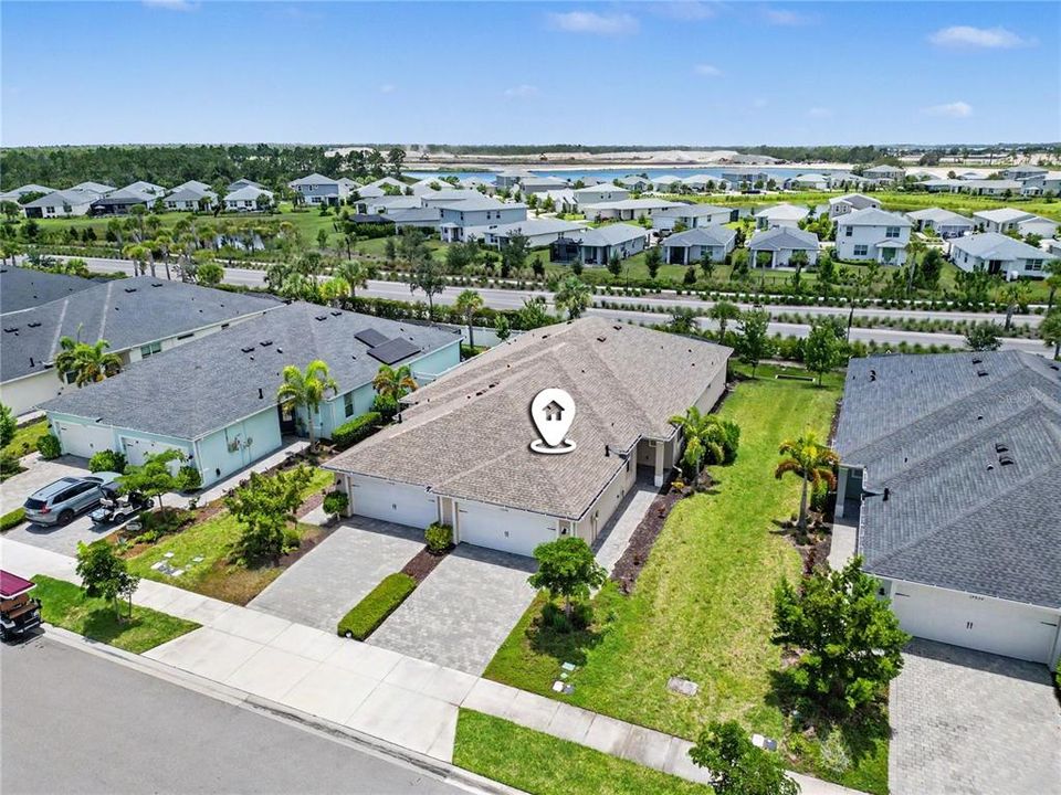 For Sale: $303,900 (2 beds, 2 baths, 1564 Square Feet)