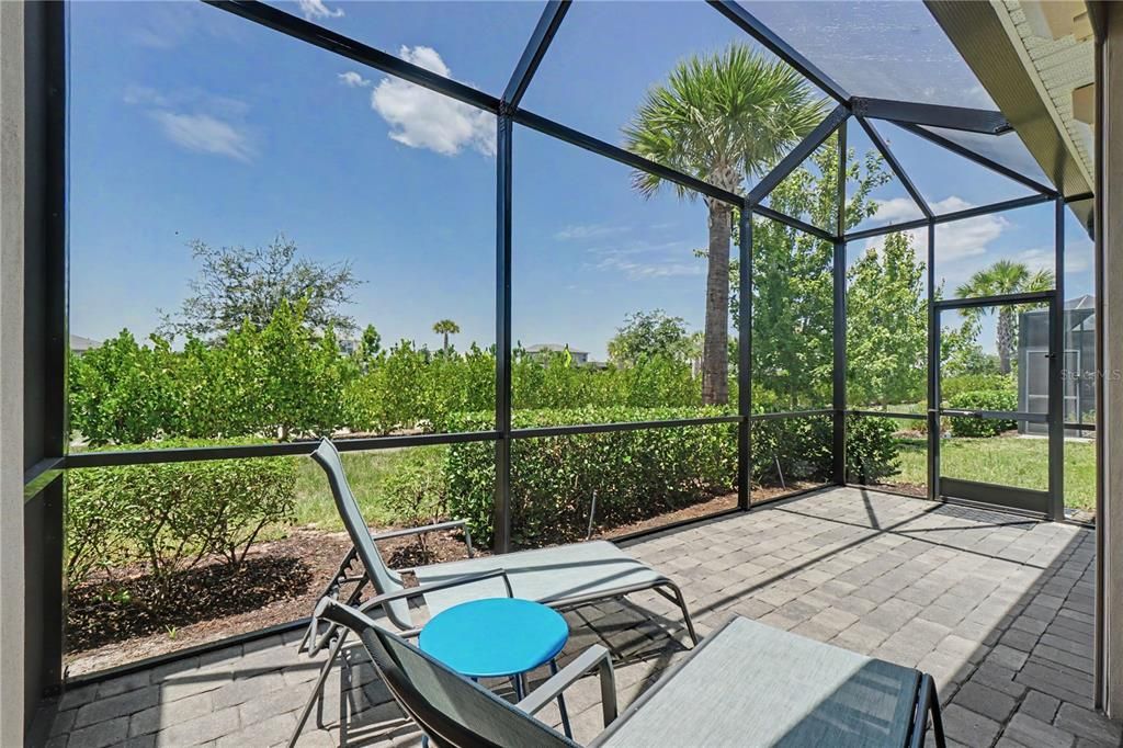 For Sale: $303,900 (2 beds, 2 baths, 1564 Square Feet)