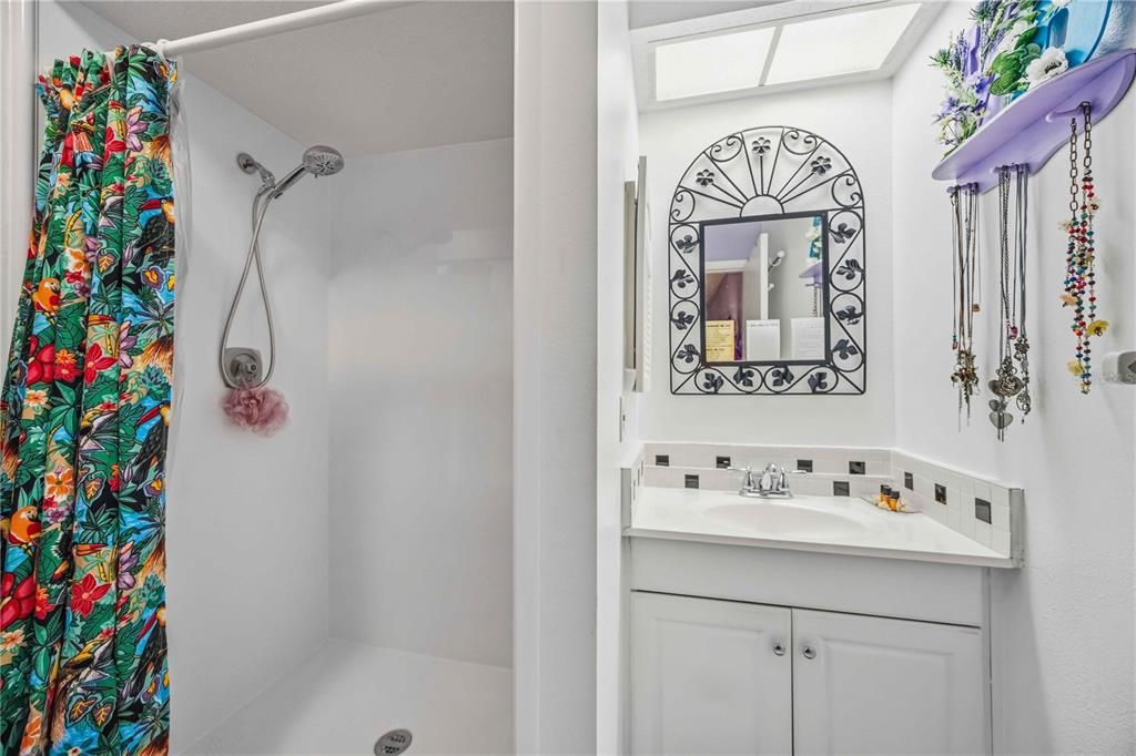 En Venta: $169,995 (2 camas, 2 baños, 1013 Pies cuadrados)