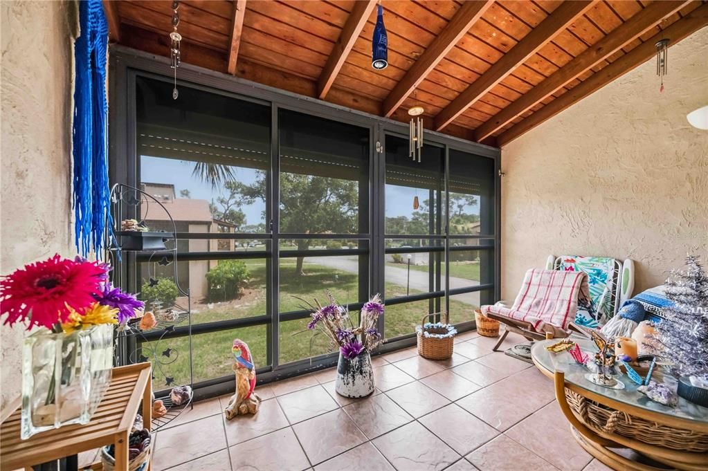 En Venta: $169,995 (2 camas, 2 baños, 1013 Pies cuadrados)