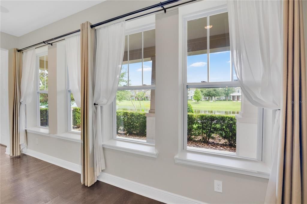 En Venta: $558,900 (3 camas, 2 baños, 2014 Pies cuadrados)