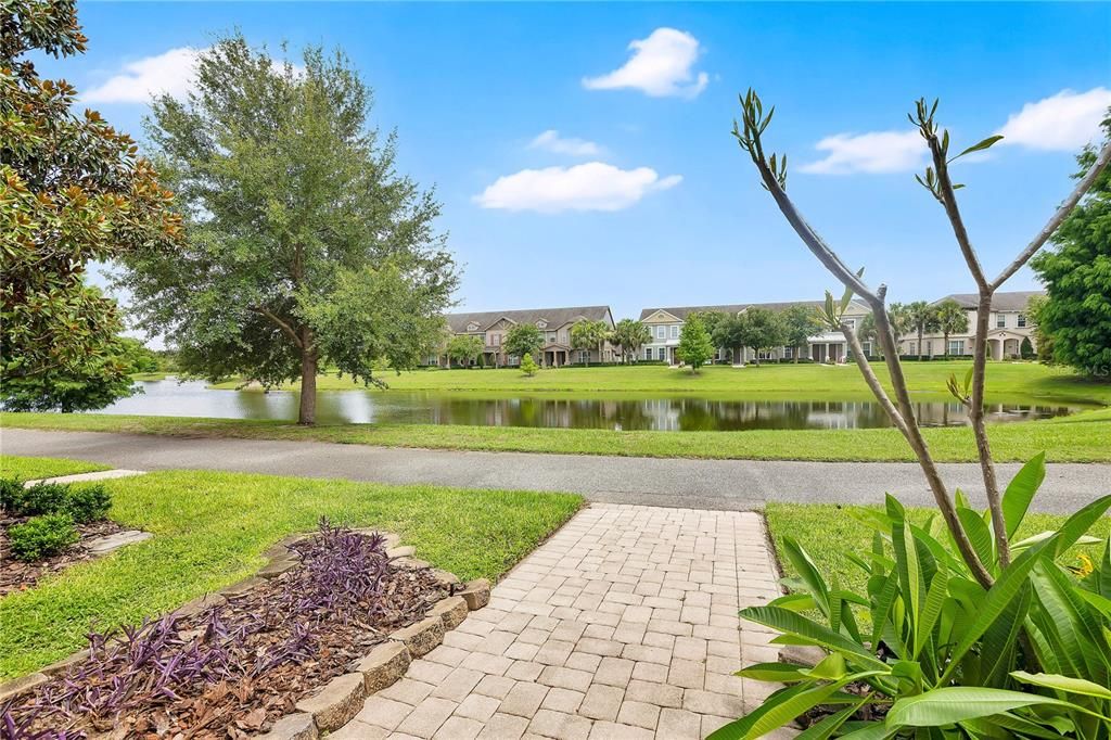 En Venta: $558,900 (3 camas, 2 baños, 2014 Pies cuadrados)