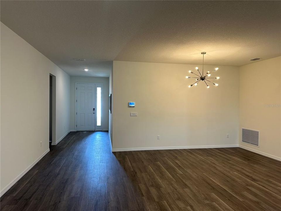 En Renta: $2,950 (4 camas, 3 baños, 2361 Pies cuadrados)