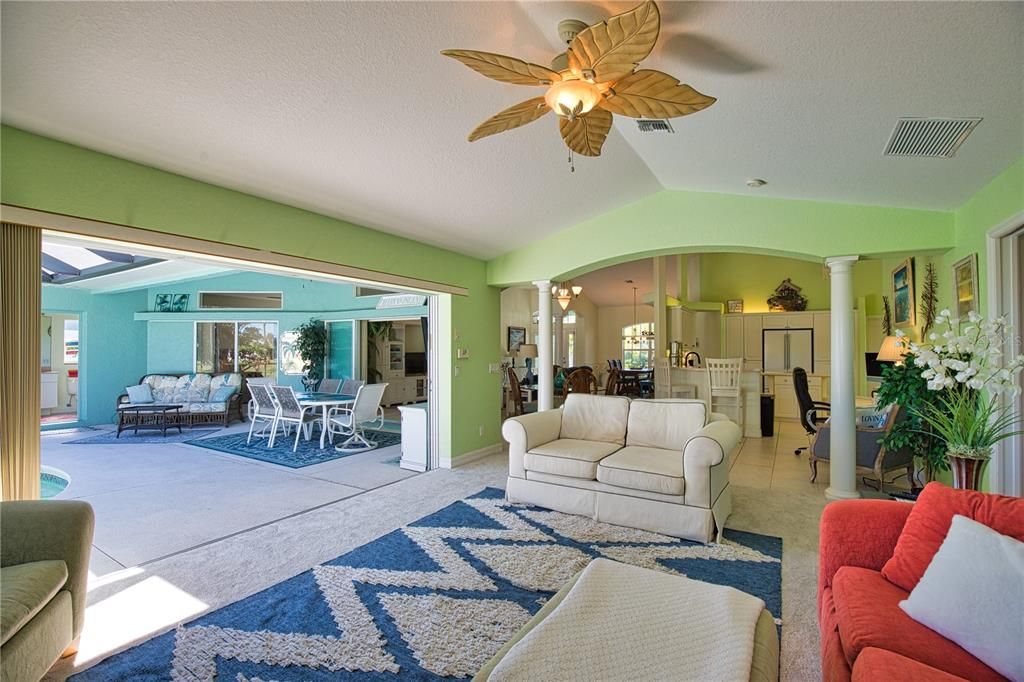 For Sale: $524,900 (4 beds, 2 baths, 2469 Square Feet)