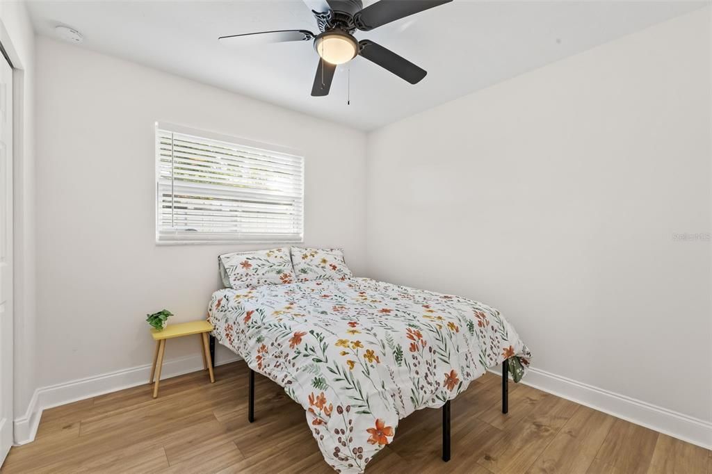 В аренду: $2,650 (4 спален, 2 ванн, 1617 Квадратных фут)