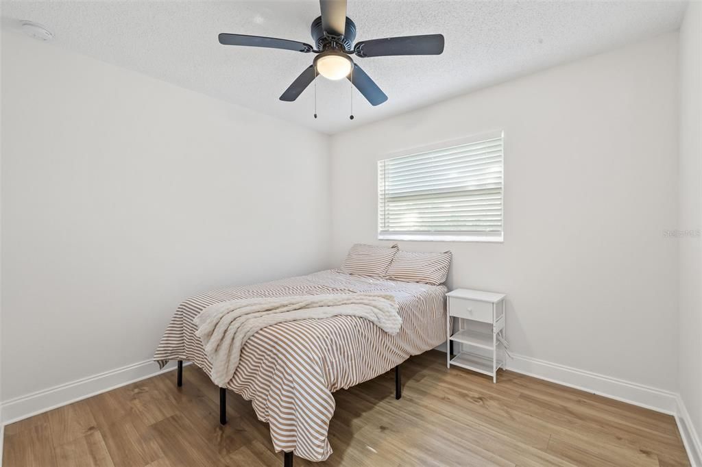 В аренду: $2,650 (4 спален, 2 ванн, 1617 Квадратных фут)