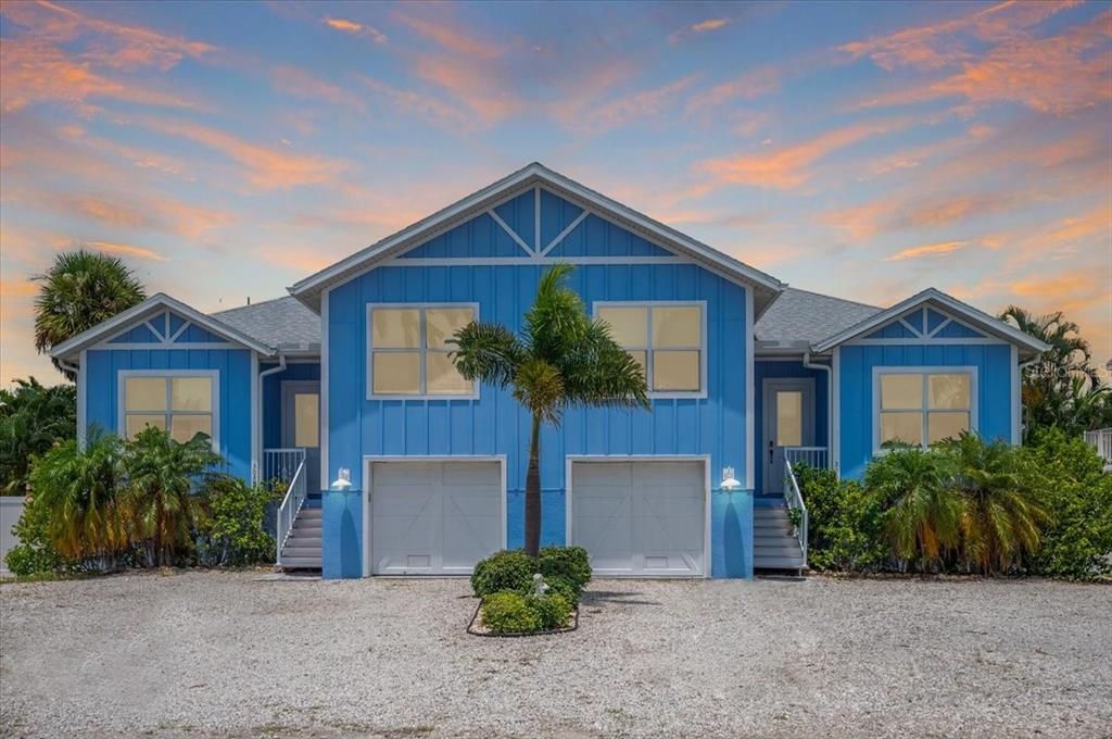 For Sale: $2,950,000 (6 beds, 4 baths, 2688 Square Feet)