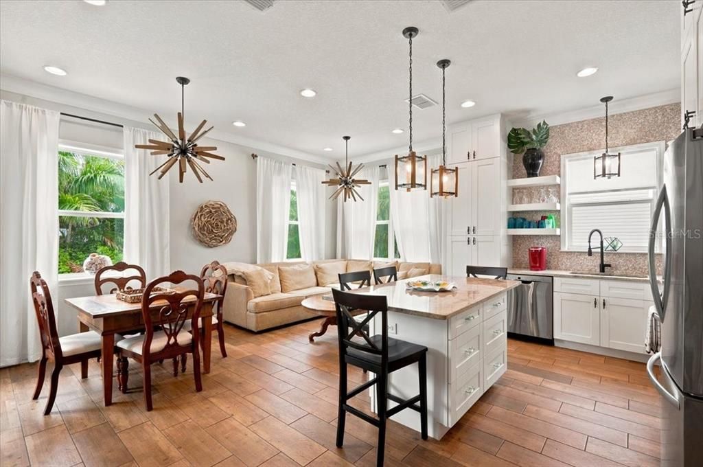 For Sale: $2,950,000 (6 beds, 4 baths, 2688 Square Feet)