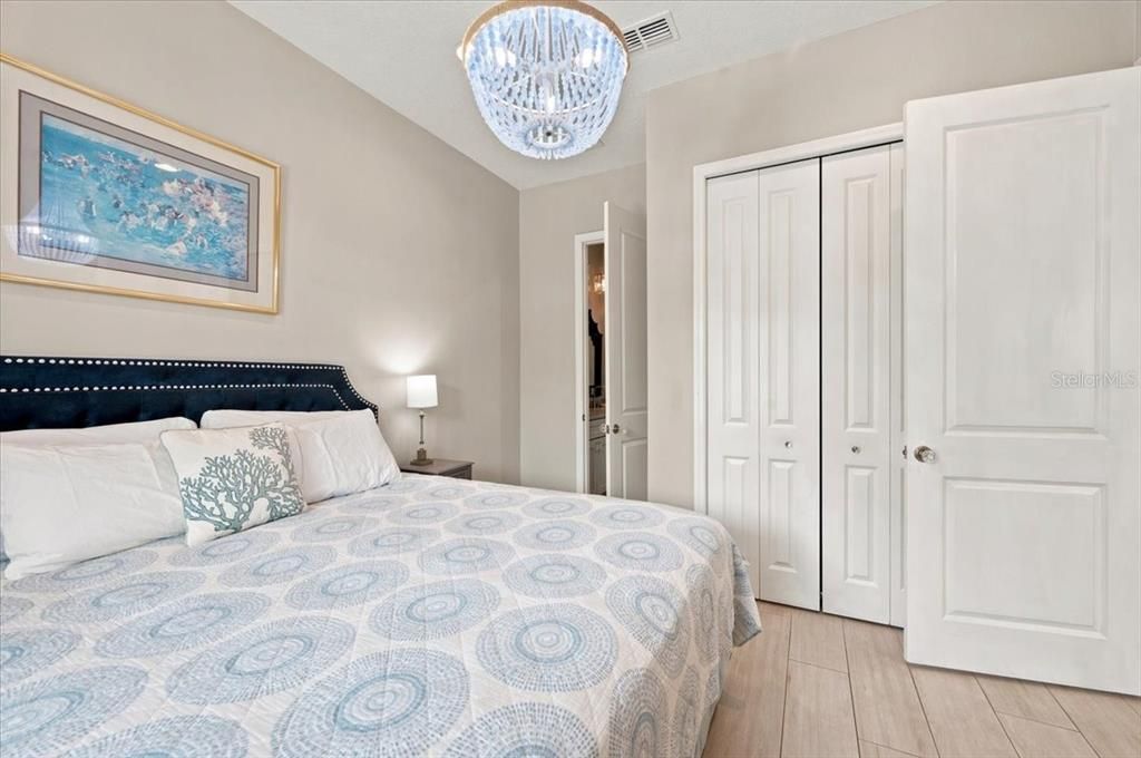 For Sale: $2,950,000 (6 beds, 4 baths, 2688 Square Feet)