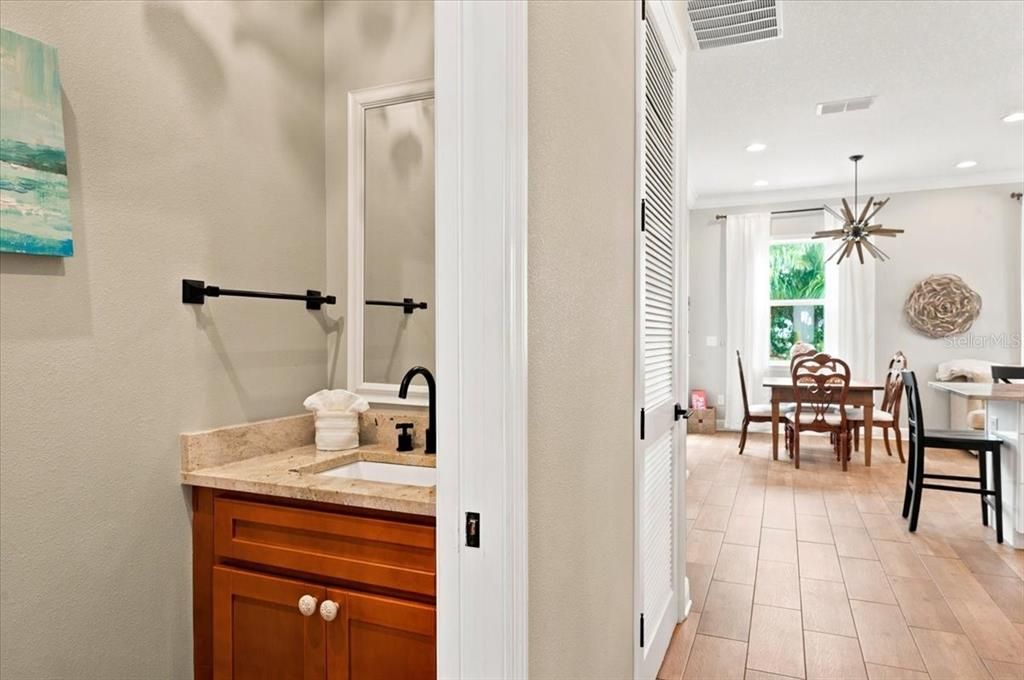 For Sale: $2,950,000 (6 beds, 4 baths, 2688 Square Feet)