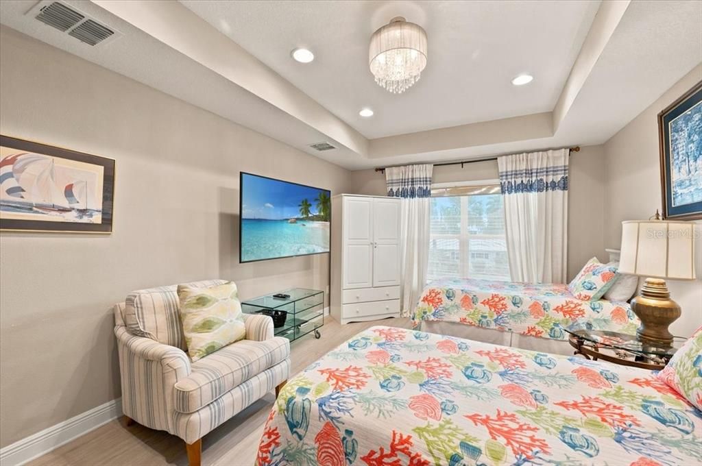 For Sale: $2,950,000 (6 beds, 4 baths, 2688 Square Feet)