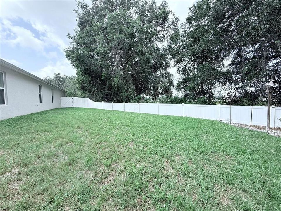 For Rent: $3,000 (4 beds, 3 baths, 2631 Square Feet)